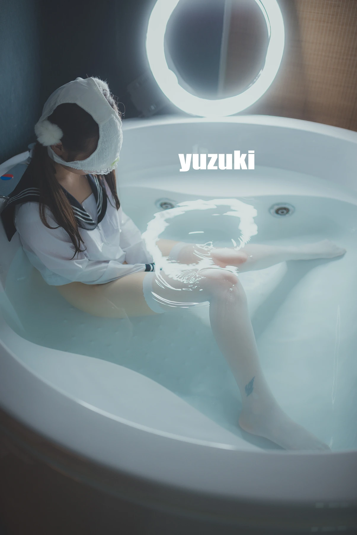 柚木 – 泡泡条纹袜 [77P+1V/898MB]