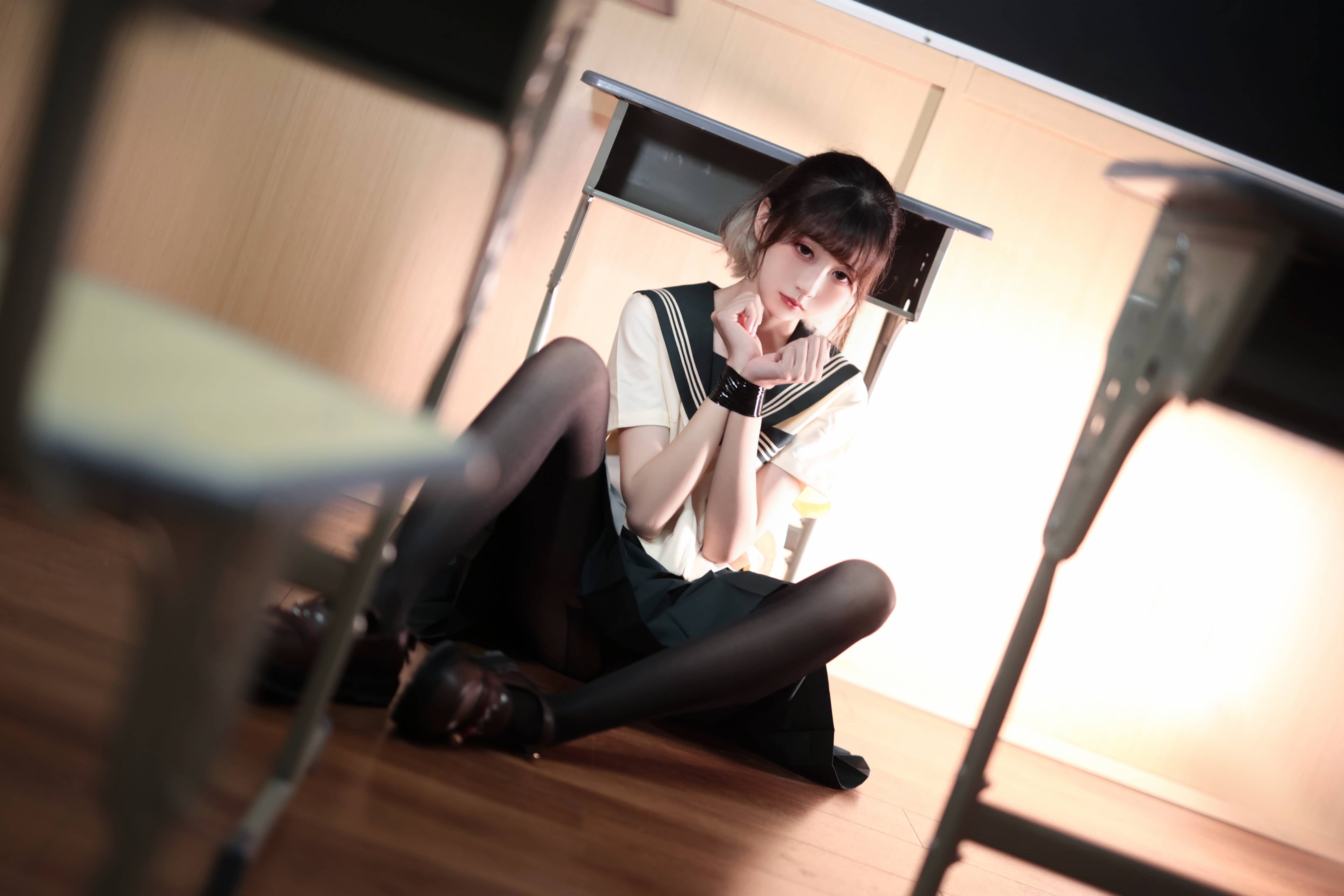 花音栗子 - 薄荷微光 [58P/303MB]