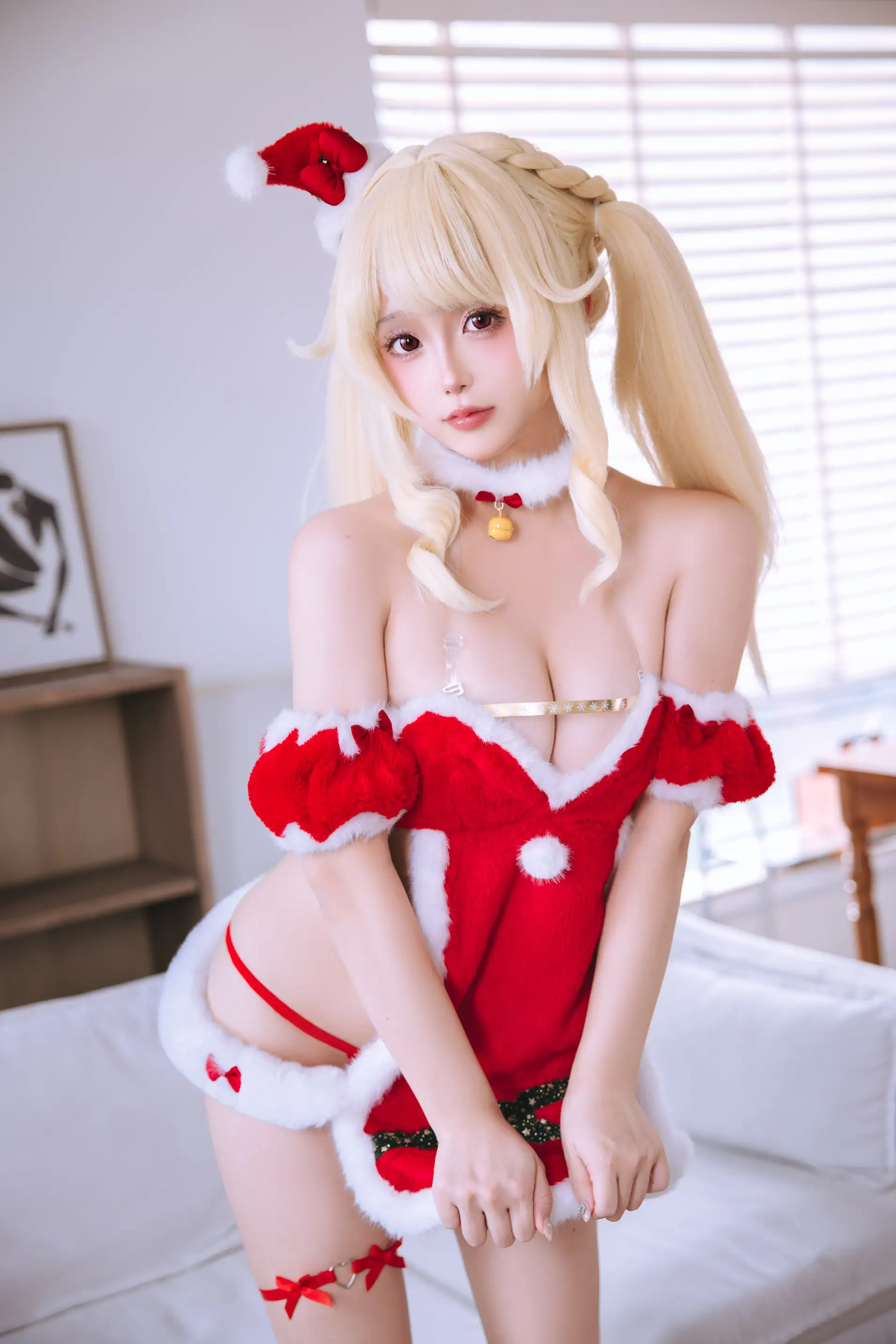 日奈娇 – 圣诞日 [252P+5V/1.51GB]