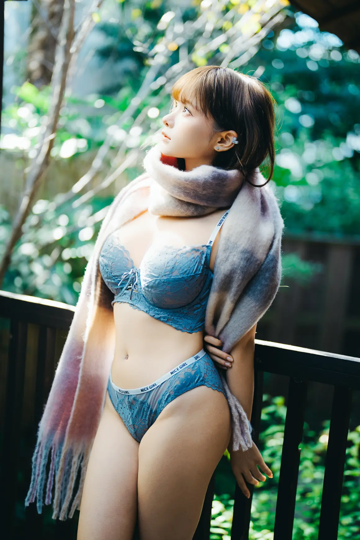 蠢沫沫 – 冬日 [32P/314MB]