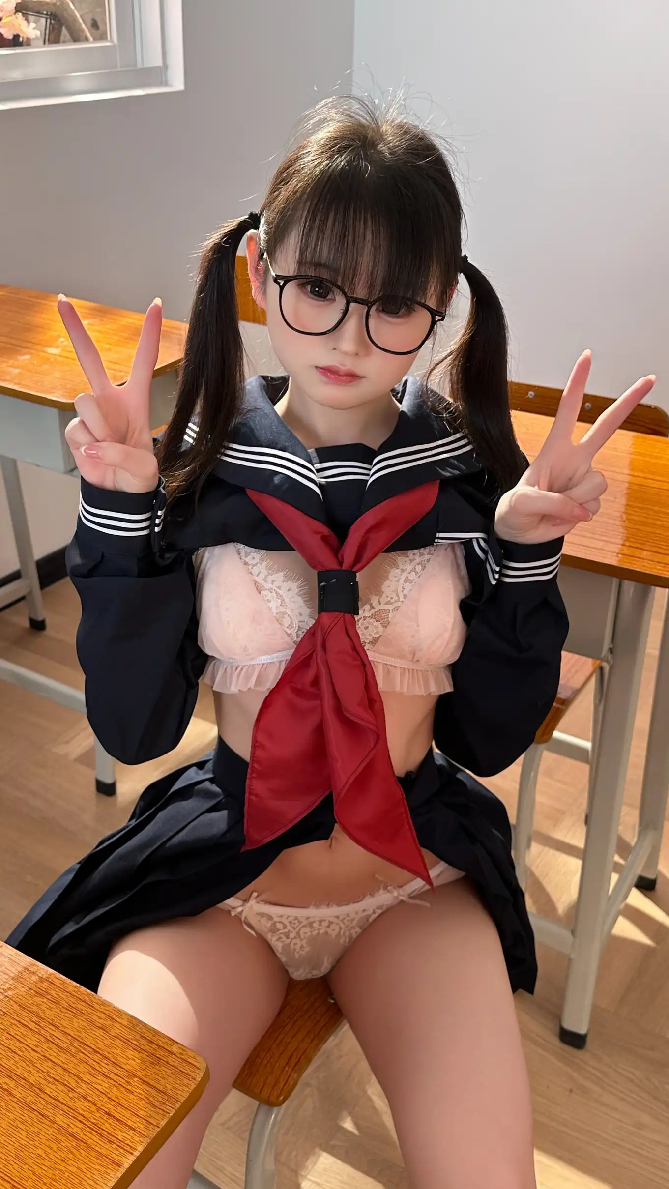 幼水铃衣 – 靡途 [169P+1V/918MB]