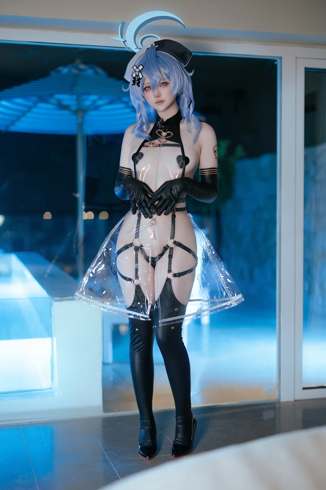 屿鱼 – 亚子 同人透明护士 [31P/298MB]