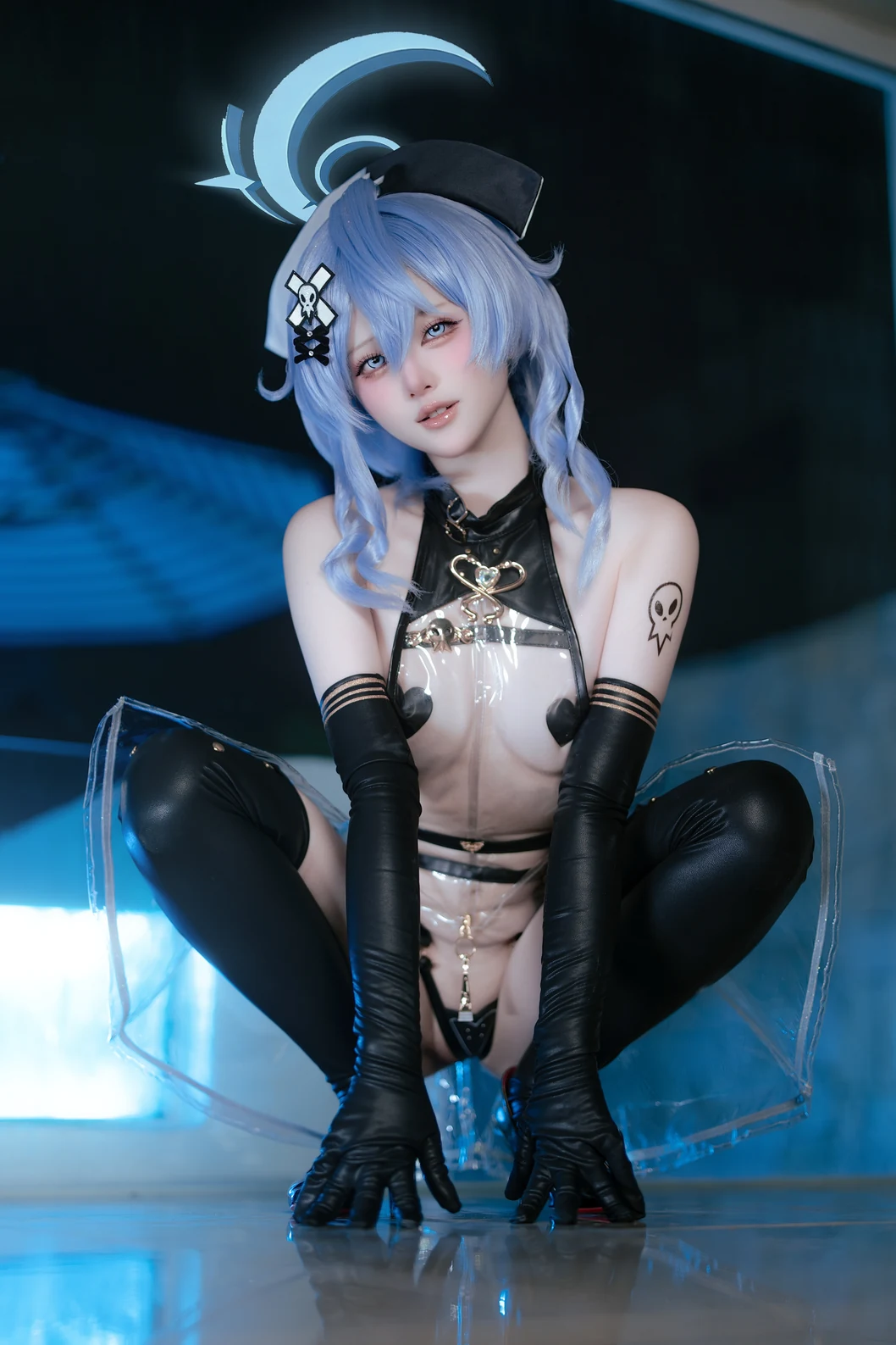 屿鱼 – 亚子 同人透明护士 [31P/298MB]