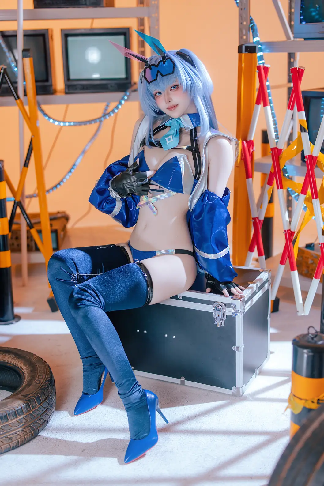 屿鱼 – 碧蓝航线 花园赛车服 [82P/791MB]