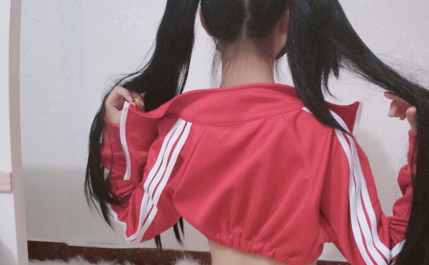 [会员][甜美小娇妾]七三款红色运动服[39P+4V/112MB]