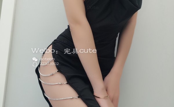 [会员][完具m]黑色旗袍[26P+1V/585MB]