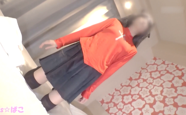 [会员][COS☆ぱこ]美脚さんでFate凛ちゃん！スポンサーのおぢさんにエッチなご奉仕♪膝立ちえっちベロチュー中出し編[個人撮影][1V/1.03G]