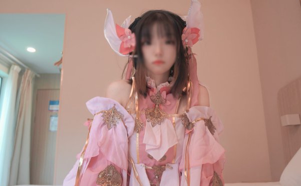 [会员][小余]秀萝[43P+1V/179MB]