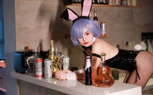 [视图]桃暖酱 - 黑丝兔女郎 雷姆[56P/495MB]